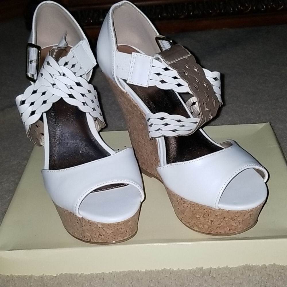 Shoes - Picture 2 of 2